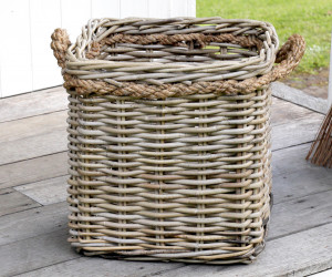 Medium Flintwood Square Rattan Basket