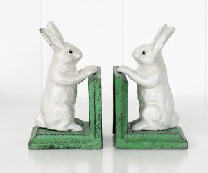Set 2 Vintage Bunny Bookends