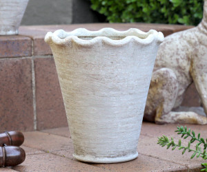 Tall Penshurst Wave Plant Pot