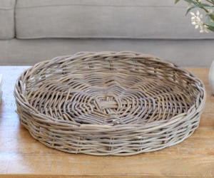 Medium Amalfi Round Rattan Tray